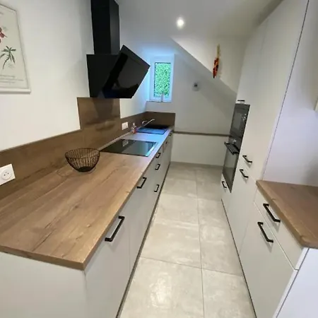 Maison Neuve Confort, Deux Lejlighed *